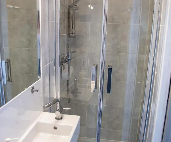 Dom Przy Borowinie Homestay *